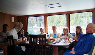 charter_dining
